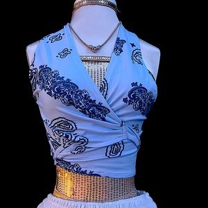 Super cute Bandana Top!